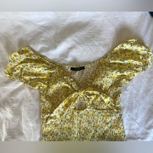 Fitted yellow dress